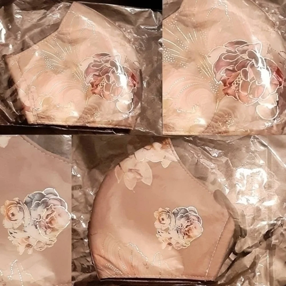 Satinique Face Covering 